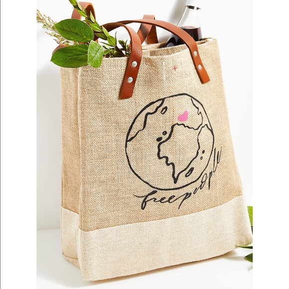 Free People Handbags - NWT Free People Apolis Wine Tote